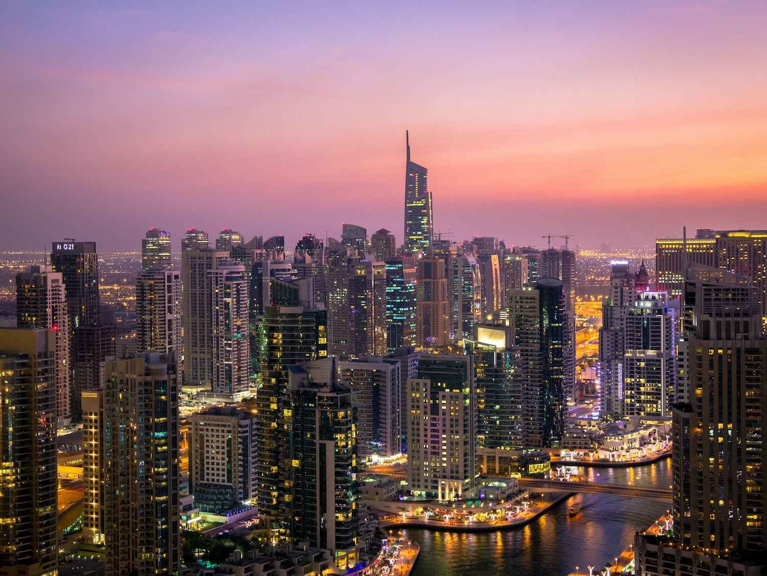 Why invest in Dubai's real estate market in 2023? [Best ROI]